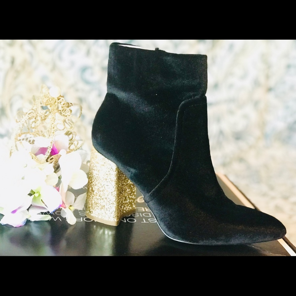 Black Betsey Johnson Booties